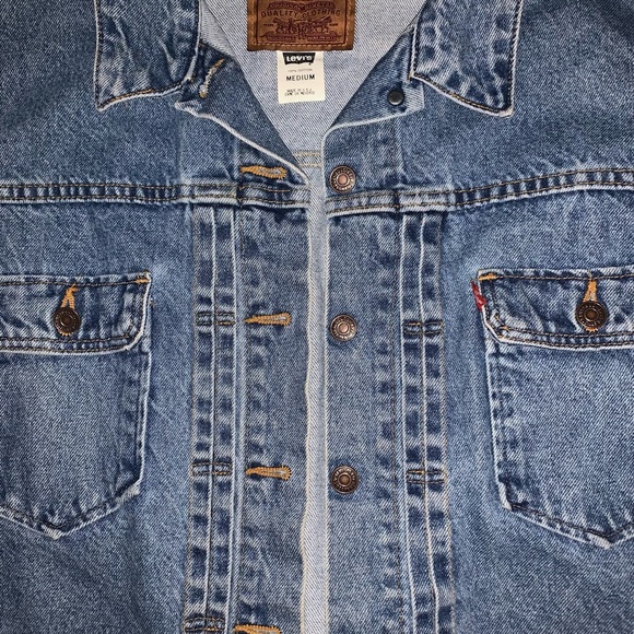 Vintage Levi jean jacket new condition no flaws woman medium - Picture 3 of 6